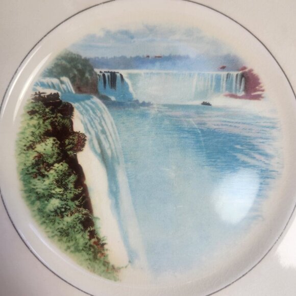 Royal Winton Niagara Falls Collectors Plate Made in England Vintage Souvenir - Picture 2 of 6